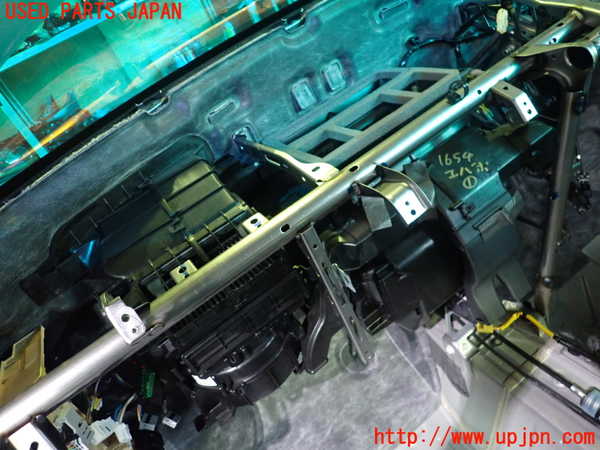 5UPJ-16546081]スイフトスポーツ(ZC33S)エバポレーター1 中古_m0001.jpg