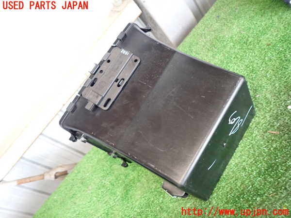 2UPJ-16557841]BMW X5 E70(ZV30S)小物入れ1 中古_m0002.jpg