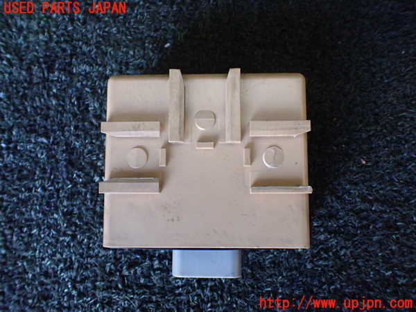 5UPJ-16586148]ハイラックスサーフ(RZN185W)コンピューター3 (アンテナ 85914-35010) 中古_m0003.jpg