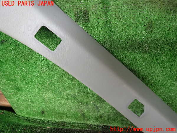 5UPJ-16587660]ハイラックスサーフ(RZN185W)左フロントピラートリム 中古_m0002.jpg