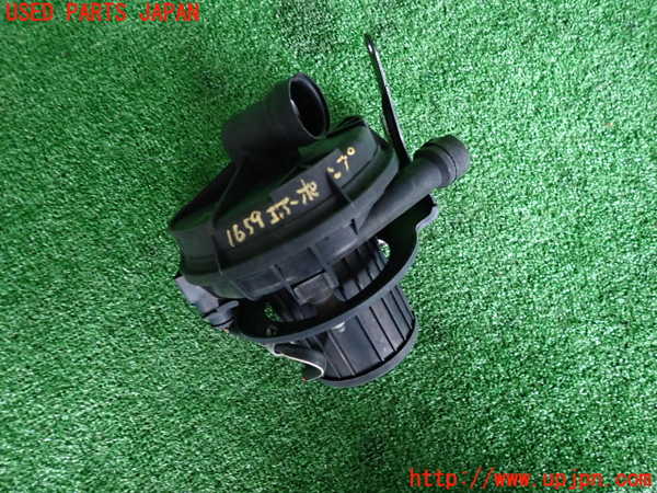 2UPJ-16592590]アウディ・A7 スポーツバック(4GCGWC)エアポンプ 中古_m0001.jpg