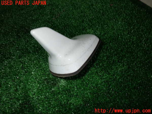 2UPJ-16596550]アウディ・A7 スポーツバック(4GCGWC)アンテナ 中古_m0002.jpg