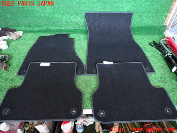2UPJ-16607800]アウディ・S6(4GCEUA)フロアマット 中古_m0004.jpg