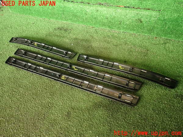 5UPJ-16617740]クラウン アスリート ハイブリッド(AWS210)スカッフプレート 中古_m0005.jpg