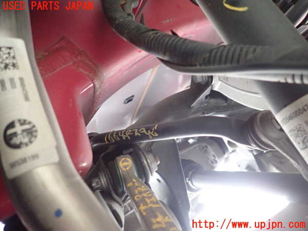 5UPJ-16645445]アルファロメオ・ステルヴィオ(94920)リアスタビライザー 中古_m0002.jpg