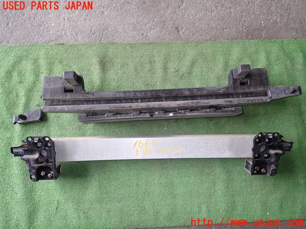 5UPJ-16651014]フォレスター(SG9)フロントバンパーホースメント 中古_m0002.jpg