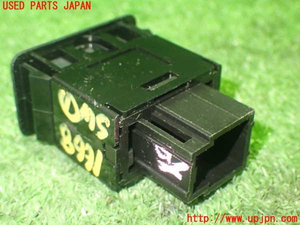 5UPJ-16686306]８６(BRZ)(ZN6)スイッチ1 (シートヒーター) 中古_m0003.jpg