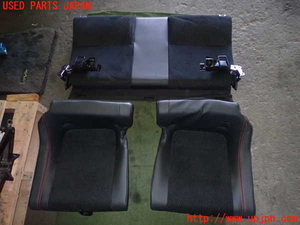 5UPJ-16687385]８６(BRZ)(ZN6)リアシート 中古_m0001.jpg