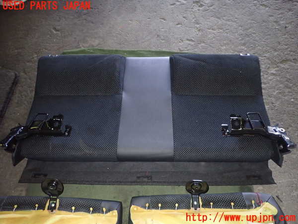 5UPJ-16687385]８６(BRZ)(ZN6)リアシート 中古_m0004.jpg
