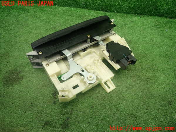 5UPJ-16696066]シビック タイプR 初期型(EK9)エアコンスイッチ1 中古_m0003.jpg