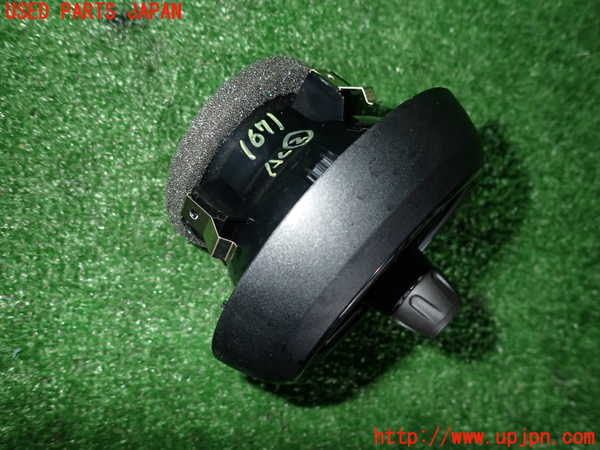 5UPJ-16717527]BMW ミニ(MINI)クーパーD(XY15MW)(F56)エアコン吹き出し口2 (右) 中古_m0002.jpg