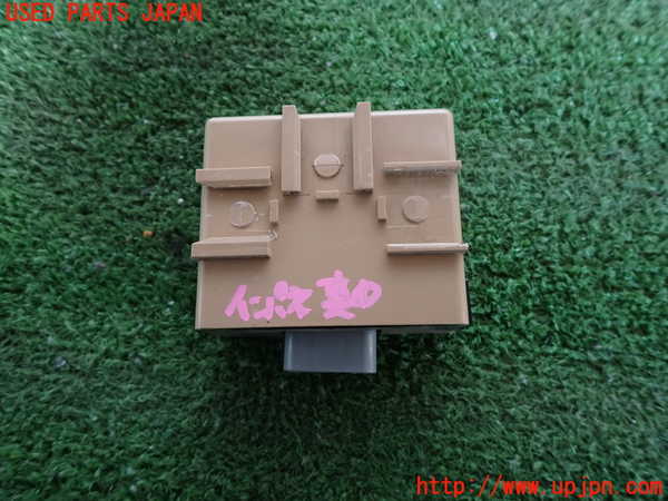 2UPJ-16736148]ハイラックスサーフ(RZN185W)コンピューター3 (ANTENNA RELAY) 中古_m0002.jpg