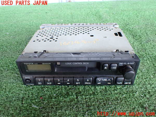 2UPJ-16746475]ハイラックスサーフ(RZN185W)テープデッキ 中古_m0001.jpg