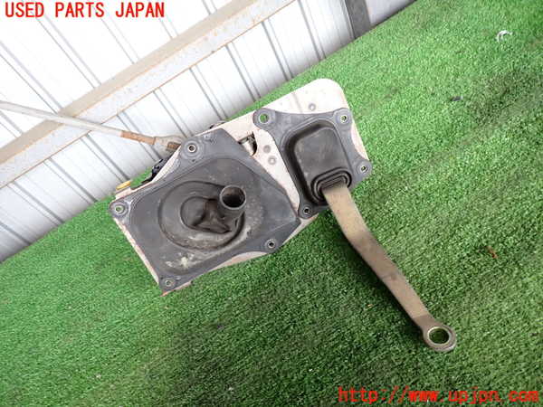 2UPJ-16747555]ハイラックスサーフ(RZN185W)ATシフトレバー 中古_m0004.jpg