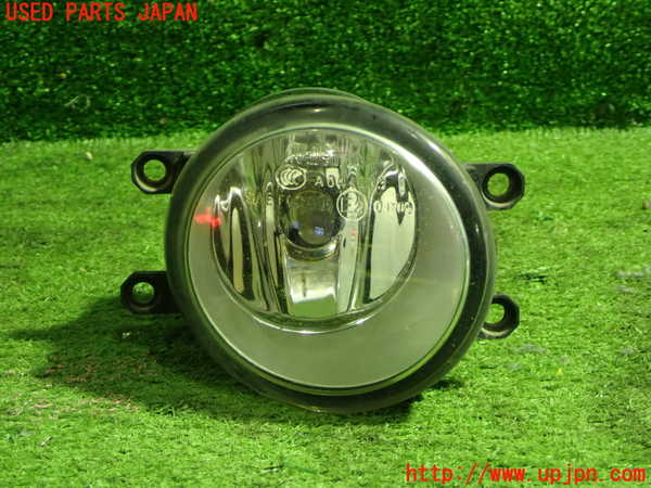5UPJ-16771180]レクサス・IS F(USE20)右フォグ 中古_m0001.jpg