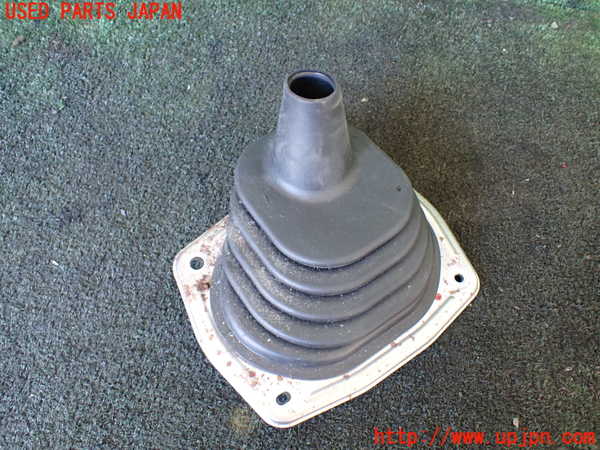 5UPJ-16787575]FJクルーザー(GSJ15W)シフトブーツ 中古_m0001.jpg