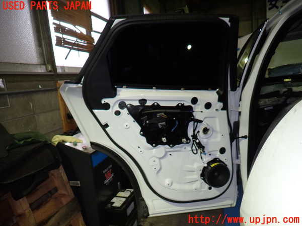 1UPJ-16791320]ジャガー・Fペース(DC2XB)左後ドア 43R-011582 中古_m0005.jpg