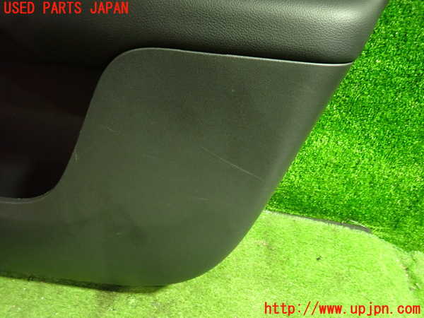 1UPJ-16791234]ジャガー・Fペース(DC2XB)右前ドア内張り 中古_m0003.jpg