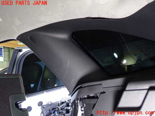 1UPJ-16797675]ジャガー・Fペース(DC2XB)右リアピラートリム 中古_m0005.jpg