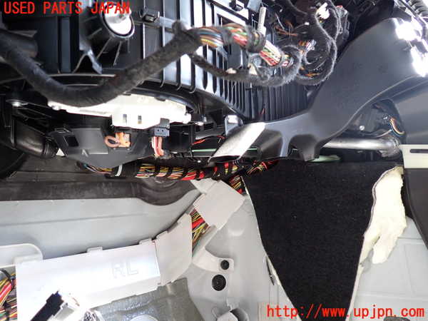 5UPJ-16846081]BMW 116i(1A16)(F20)エバポレーター1 中古_m0004.jpg