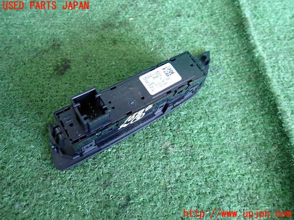 5UPJ-16846308]BMW 116i(1A16)(F20)スイッチ3 (VSC OFF、走行モード切替) 中古_m0002.jpg