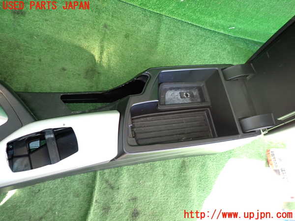 5UPJ-16847540]BMW 116i(1A16)(F20)センターコンソール 中古_m0002.jpg