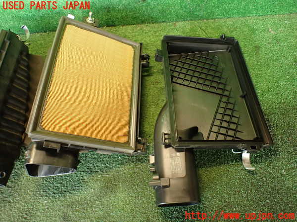 5UPJ-16852560]レクサス・LS460(USF40)エアクリーナーボックス 中古_m0004.jpg