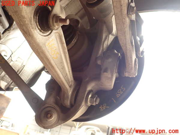 5UPJ-16854300]レクサス・LS460(USF40)右リアナックルハブ 中古_m0002.jpg