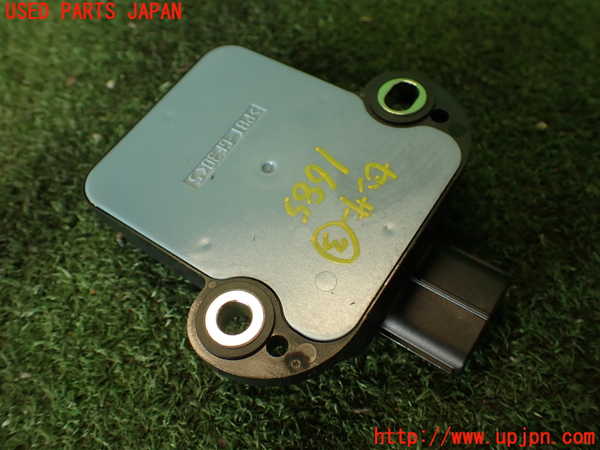 5UPJ-16856383]レクサス・LS460(USF40)センサー3 (ヨーレート) 中古_m0002.jpg