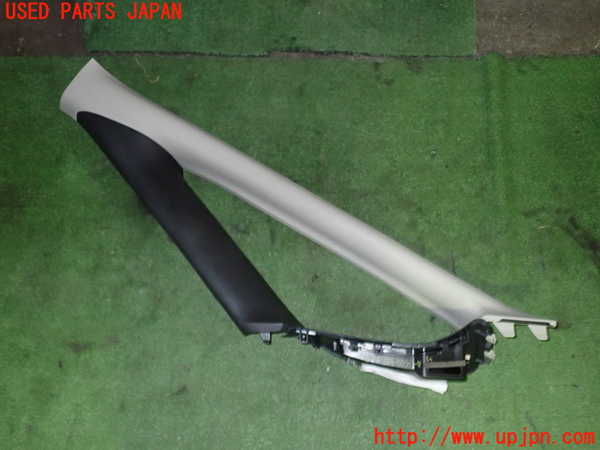 5UPJ-16867660]セレナ e-POWER(HFC27)左フロントピラートリム 中古_m0001.jpg