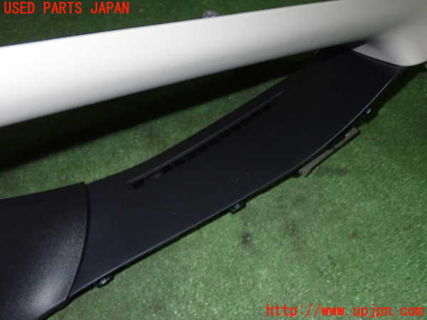5UPJ-16867660]セレナ e-POWER(HFC27)左フロントピラートリム 中古_m0003.jpg