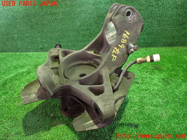 5UPJ-16894295]ポルシェ・ボクスター(986M9624)左フロントナックルハブ 中古_m0003.jpg