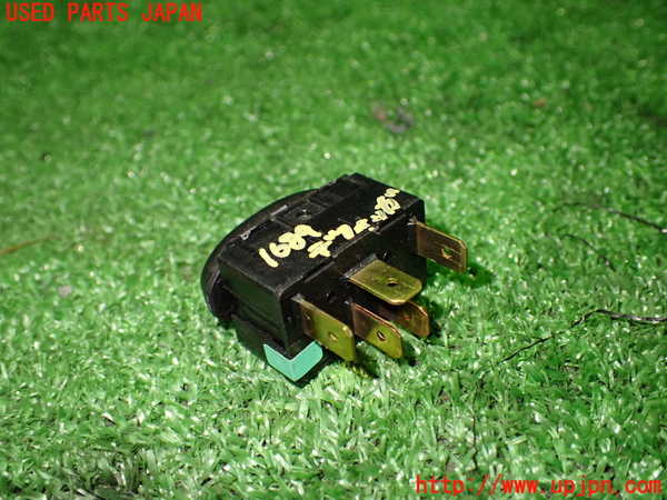 5UPJ-16896300]ポルシェ・ボクスター(986M9624)デフォッガースイッチ 中古_m0003.jpg