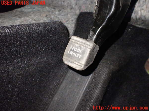 5UPJ-16907550]ハリアー(ZSU60W)サイドブレーキレバー 中古_m0002.jpg