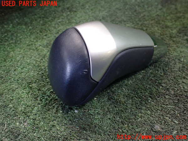 5UPJ-16907570]ハリアー(ZSU60W)シフトノブ 中古_m0002.jpg