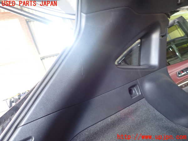 5UPJ-16907680]ハリアー(ZSU60W)左リアピラートリム 中古_m0002.jpg