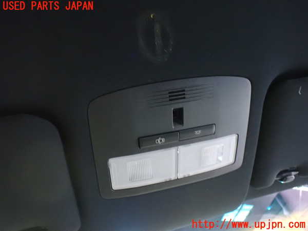 5UPJ-16906411]ハリアー(ZSU60W)ルームランプ1（1列目） 中古_m0001.jpg
