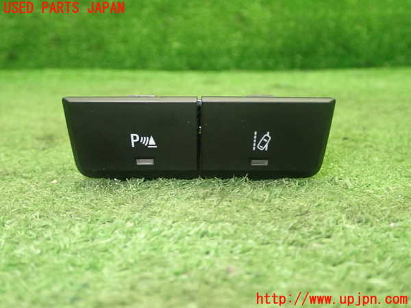5UPJ-16916306]キャデラック・ATS(A1SL)スイッチ1 (ソナー他) 中古_m0001.jpg