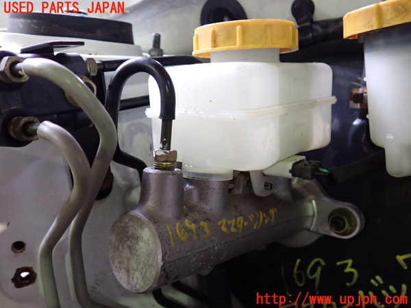 5UPJ-16934050]フォレスター(SG9)ブレーキマスターシリンダー 中古_m0001.jpg