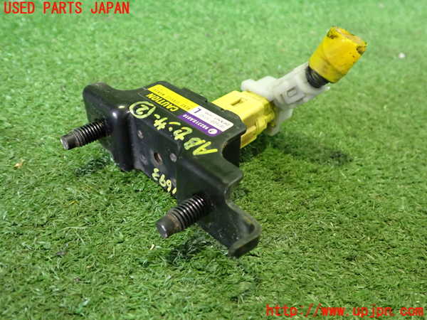 5UPJ-16936357]フォレスター(SG9)エアバッグセンサー2 中古_m0001.jpg