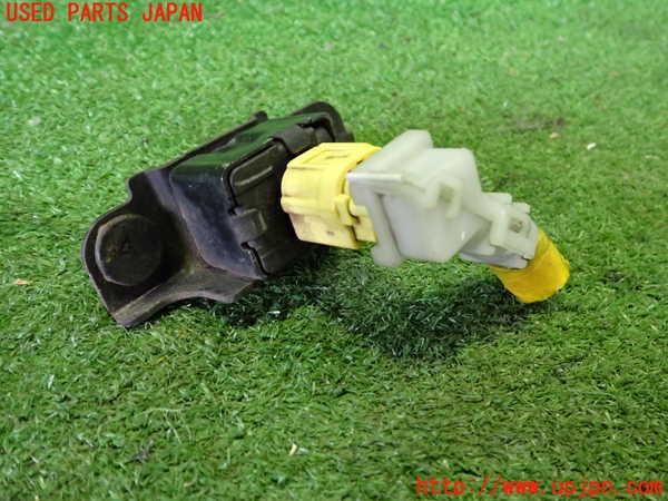 5UPJ-16936357]フォレスター(SG9)エアバッグセンサー2 中古_m0002.jpg