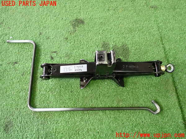 5UPJ-16937805]フォレスター(SG9)車載工具 中古_m0001.jpg