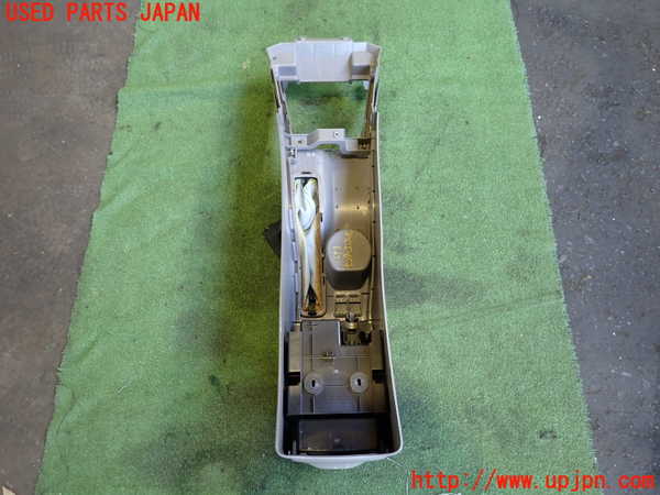 5UPJ-16937540]フォレスター(SG9)センターコンソール 中古_m0002.jpg