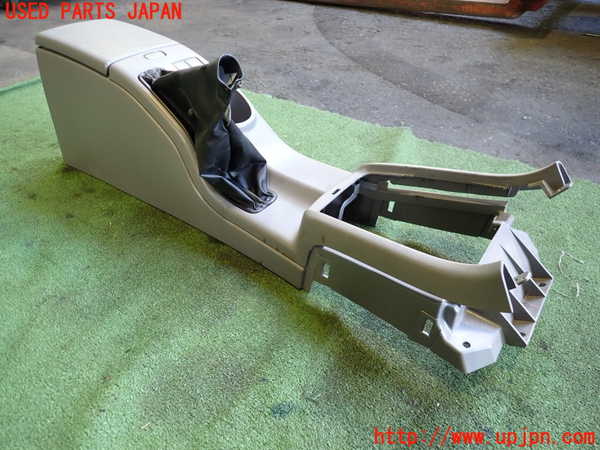 5UPJ-16937540]フォレスター(SG9)センターコンソール 中古_m0003.jpg