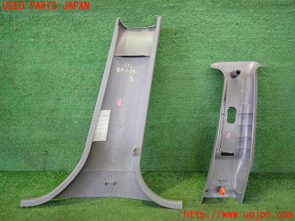 5UPJ-16937670]フォレスター(SG9)左センターピラートリム 中古_m0002.jpg