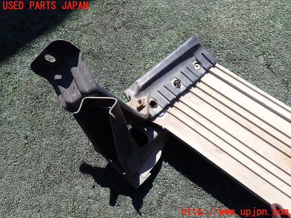 5UPJ-16971390]ランクル60系(HJ61V(改))右サイドステップ 中古_m0002.jpg