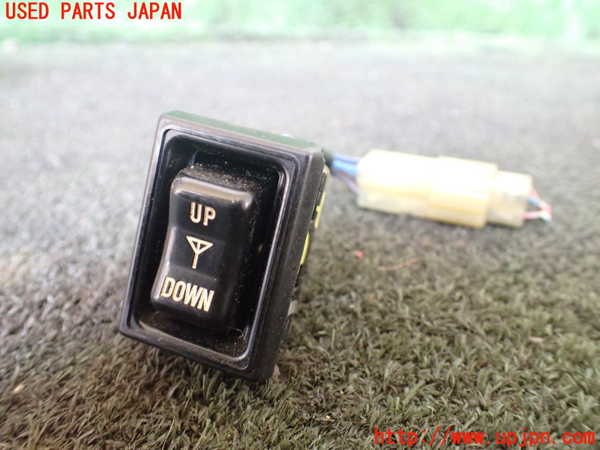 5UPJ-16976308]ランクル60系(HJ61V(改))スイッチ3（オートアンテナ） 中古_m0001.jpg