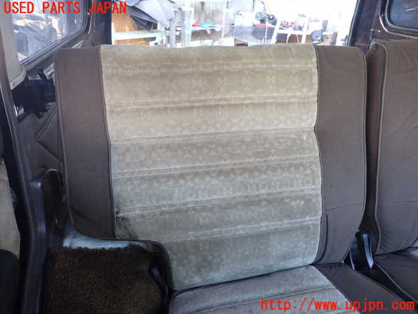 5UPJ-16977145]ランクル60系(HJ61V(改))右2列目シート 中古_m0002.jpg