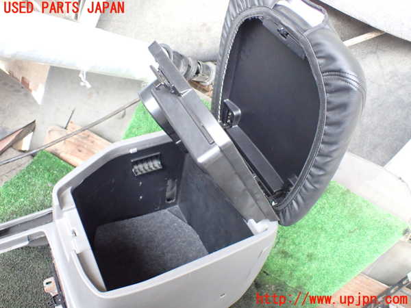 【専用】J.PAL様 ① 1UPJ-16987540]ランクル100系(HDJ101K)センターコンソール 中古