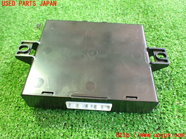 5UPJ-17006146]アウトランダーPHEV(GG3W)コンピューター1(コーナーセンサー) 中古 8638A229_m0002.jpg